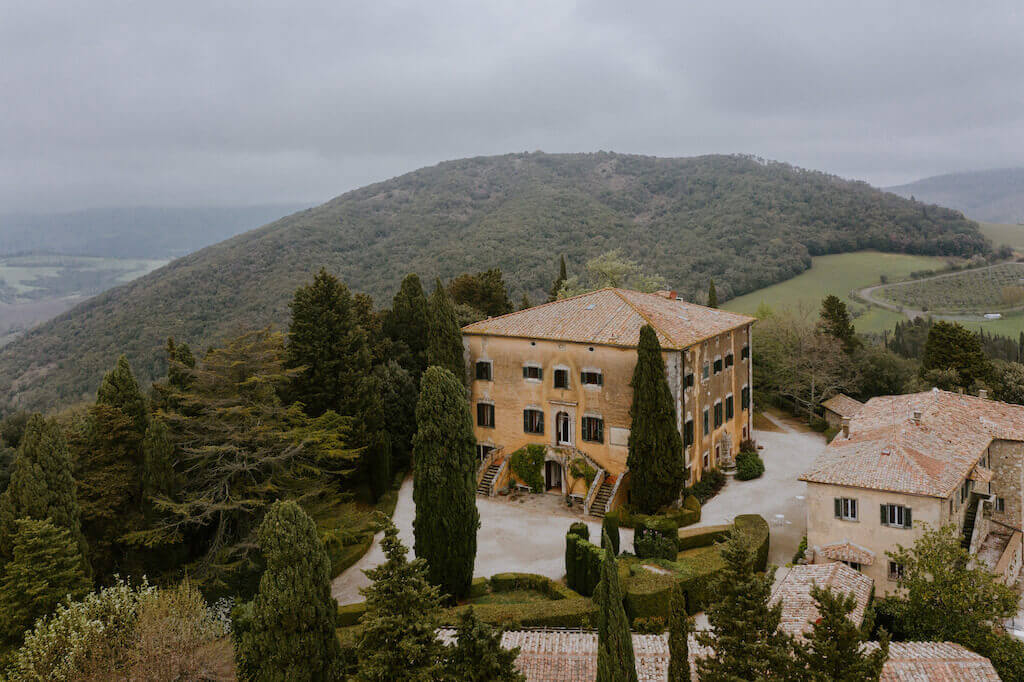 Bride & Groom in Tuscany, Italy